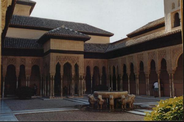 Patio dei Leoni, Alhambra, Granada